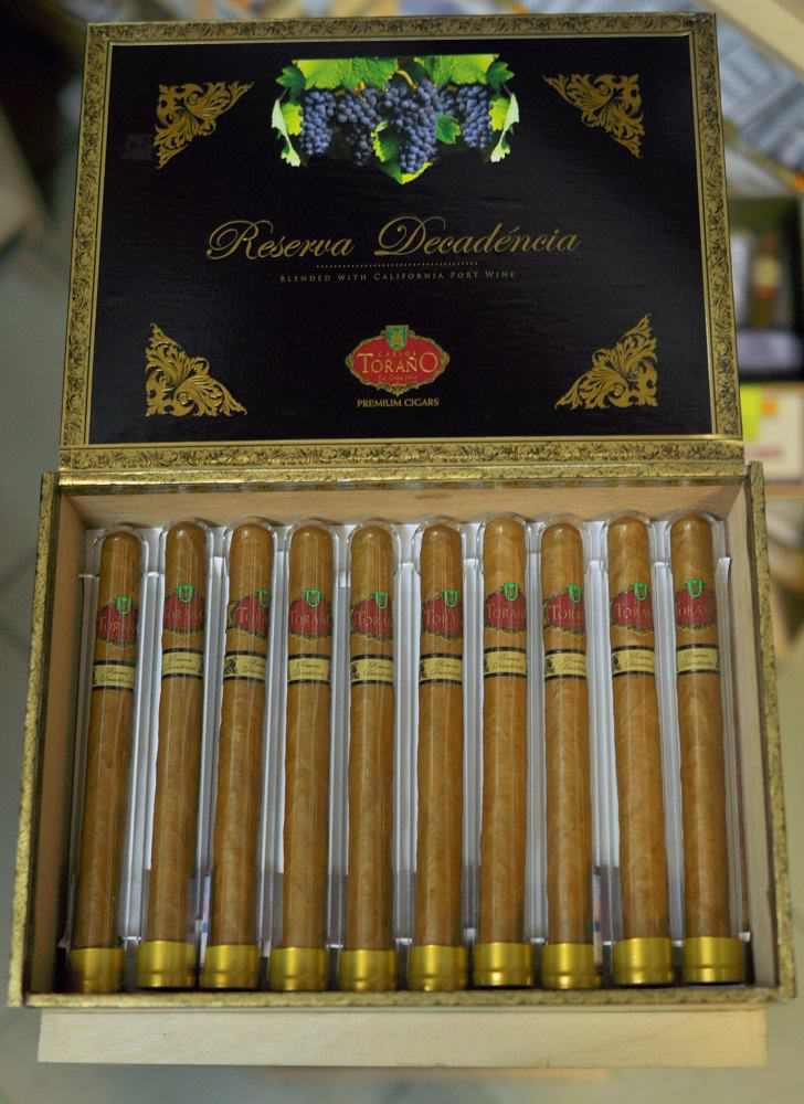 Carlos Torano Reserva Decadencia Churchills