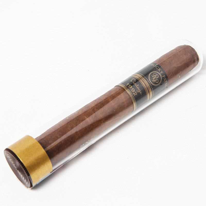 rocky-patel-vintage-1992-robusto-tubos-2.jpg