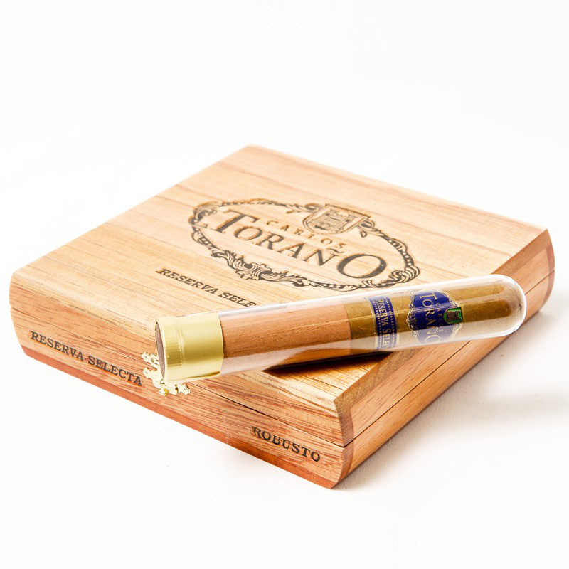 carlos-torano-reserve-select-robusto-3.jpg