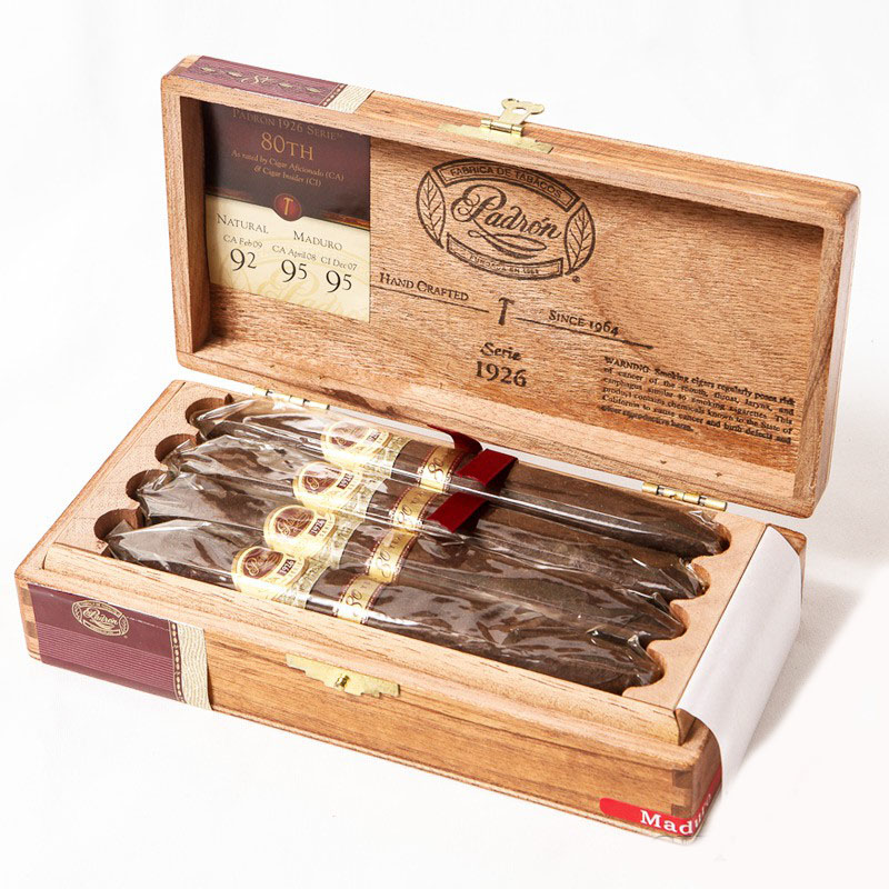 Padron 1926 Series 80 Years Maduro в подарочной упаковке