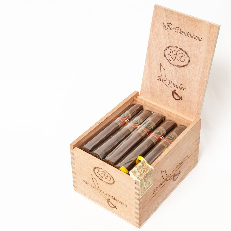 La Flor Dominicana Air Bender Matatan