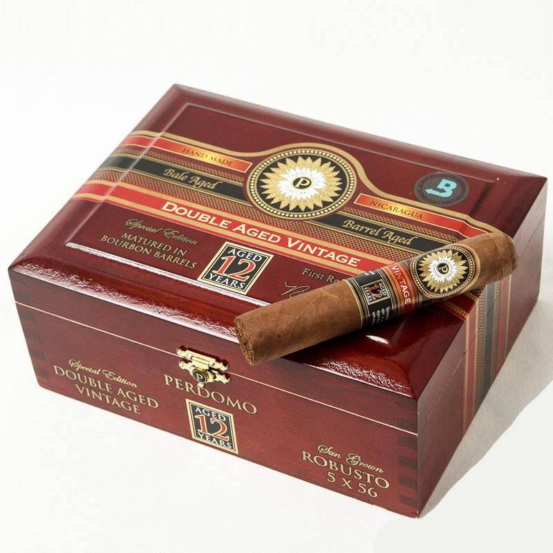 perdomo-double-aged-12-years-vintage-robusto-sun-grown-3.jpg