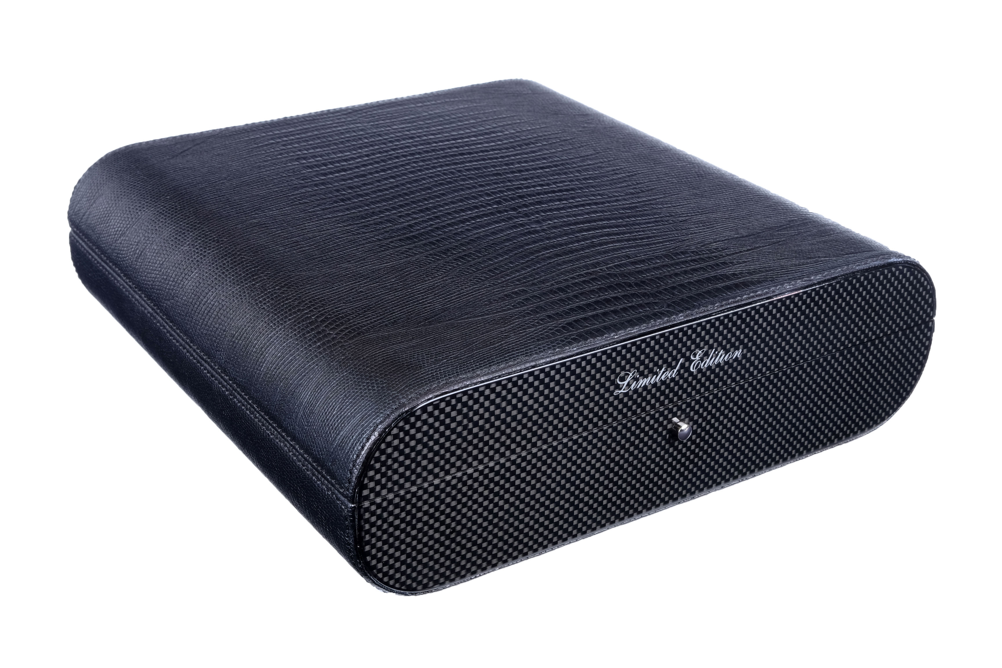 sv20-iguana-black.jpg