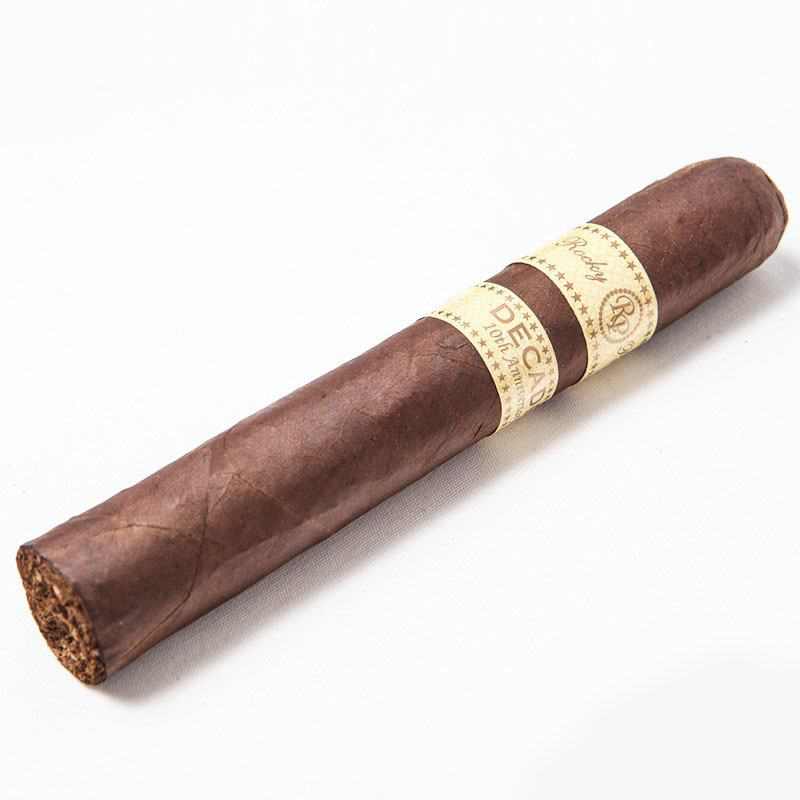 rocky-patel-decade-vintage-anniversary-the-emperor-2.jpg