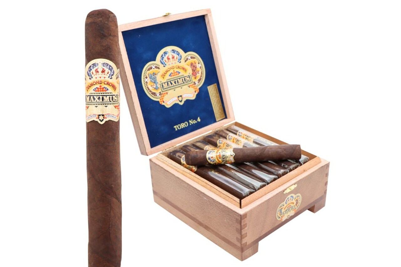Diamond Crown Maximus Toro No.4