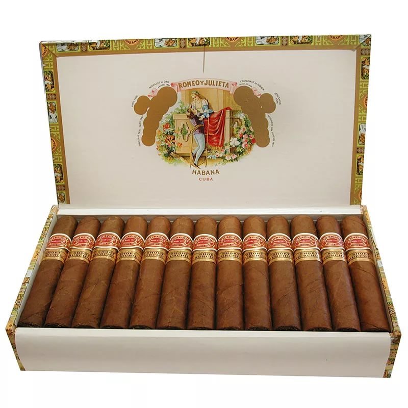Romeo y Julieta Short Churchills